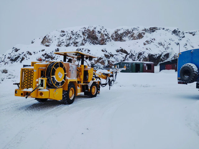 High-Pressure Portable Industrial Air Compressors for Drilling Operations